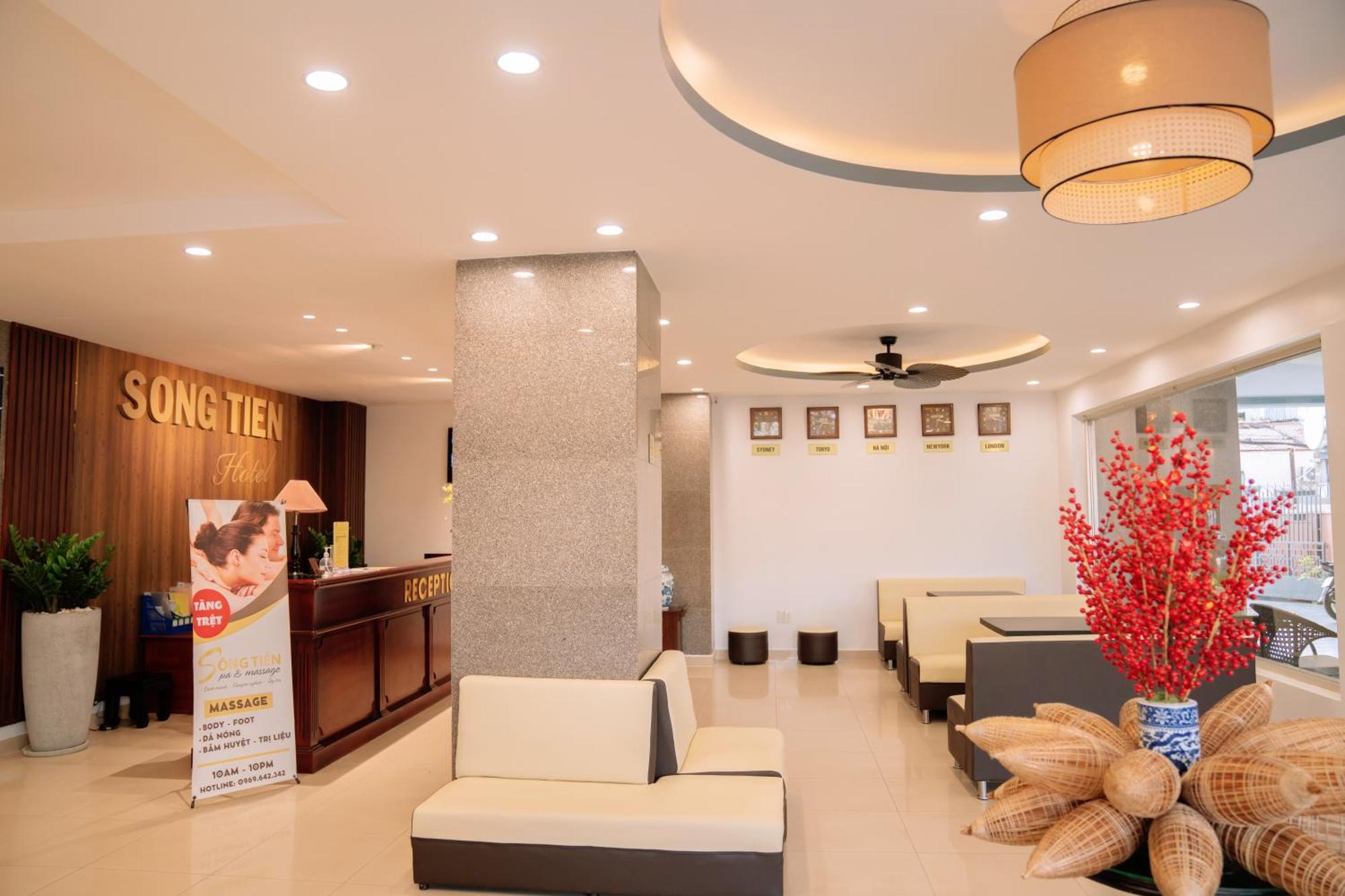 Song Tien Hotel My Tho Exterior photo