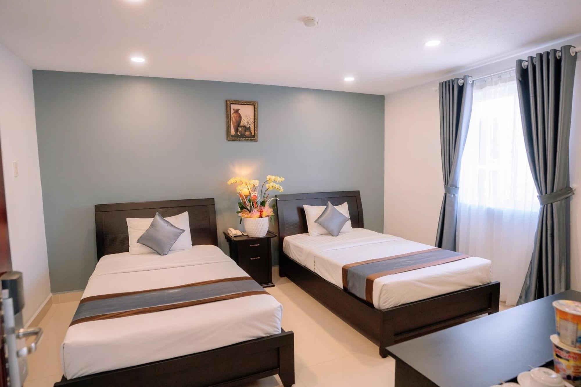 Song Tien Hotel My Tho Exterior photo